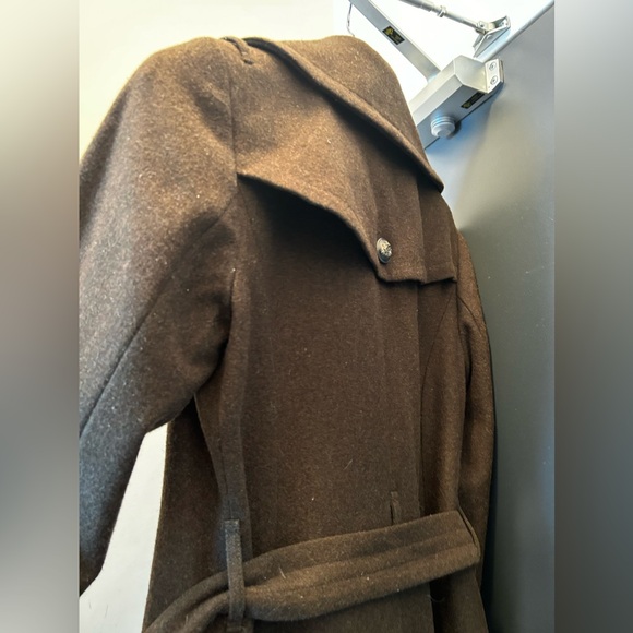 Barely worn wool blend London Fog coat olive green with belt Size XS - Picture 4 of 8